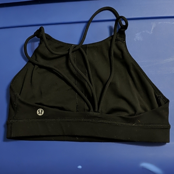 Lululemon/ Under Armour lot sports bras - Picture 4 of 10
